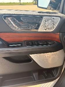 CA$47240 • 2019 Lincoln Navigator L 2019 Lincoln NAVIGATOR  L - Photo 10