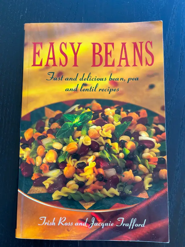 Easy Beans: Fast and Delicious  Recipes – Paperback