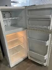 Réfrigérateur blanc 24'' Frigidaire - Photo 2