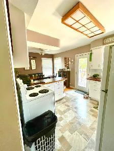 Beautiful 2 Bedroom House for rent - Photo 3