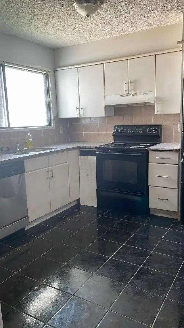3 BEDROOM HOUSE FOR RENT
