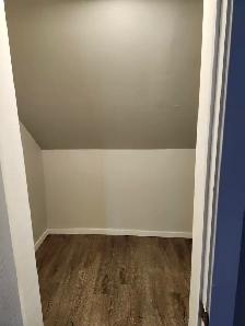 220B King St W - Bright 2 Bedroom West, Parking, W/D hu - Photo 10