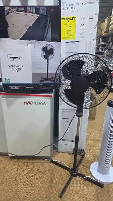 MAINSTAYS 16' OSCILLATING STAND FAN