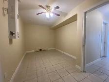 3 BR 1.5 BATH HALIFAX TOWNHOUSE AVAILABLE AUGUST 1ST - Photo 12