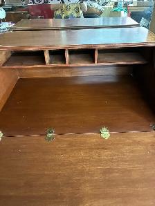 secretary desk - Photo 3