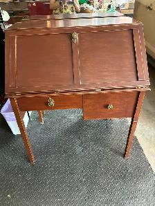 secretary desk - Photo 5