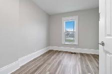 Beautifully Updated 2-Bedroom Upper Apartment Brantford - Photo 10