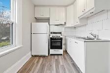 Beautifully Updated 2-Bedroom Upper Apartment Brantford - Photo 19
