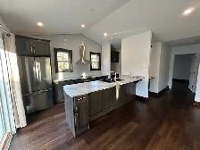 3 Bed House in Stratford - Photo 3