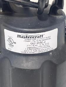 Mastercraft Submersible Utility Pump - Photo 2