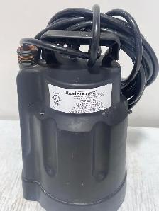 Mastercraft Submersible Utility Pump - Photo 10