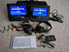 Portable Dual Screen DVD Player