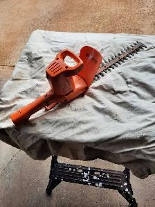 Hedge Trimmer. Black & Decker 13" Hedge Trimmer.