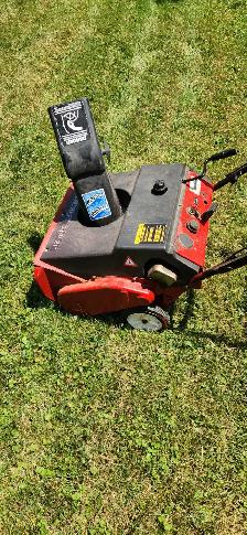 Mastercraft 3HP 21 inch Snowblower - Photo 4