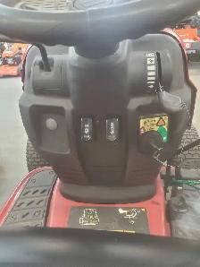 USED TORO GARDEN TRACTOR - Photo 8
