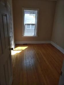 2 BR DOWNTOWN PETERBOROUGH - Photo 2