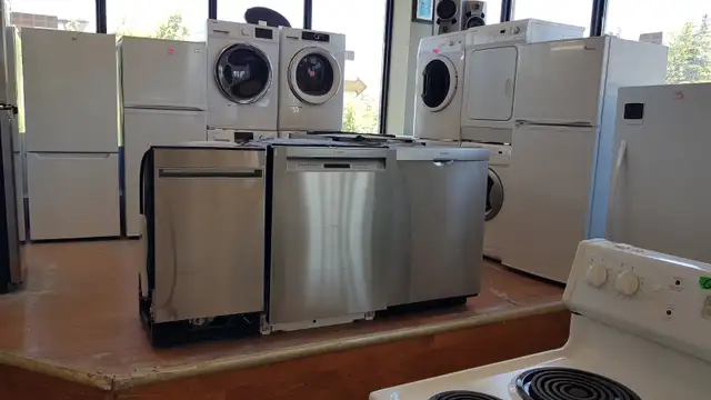 lave-vaisselle-refrigerateur-laveuse-secheuse-cuisiniere