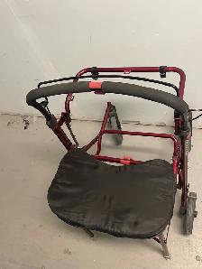 Market Mate Rollator Walker - Photo 8
