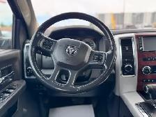 2012 RAM 1500 LARAMIE QUAD CAB 5.7L HEMI V8 4X4 125,874 KM - Photo 11