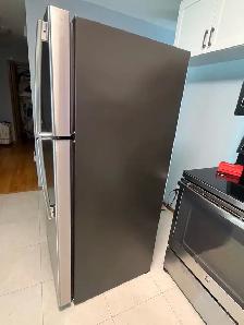 GE refrigerator/freezer - Photo 6