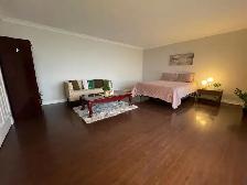 Private Furnished Room for rent near Oshawa Center !!
