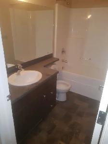 Furnished Room for Rent in Harbour Landing, Regina - Photo 6