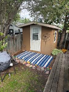 Camper for sale at candle lake on leased lot in Marieners cove