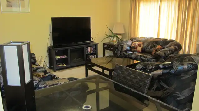 Modern 1-Bed Furnished Basement Suite in Rocky Ridge, NW Calgary