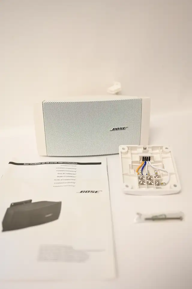 Bose FreeSpace DS 16S indoor Loudspeaker Brand New In Box