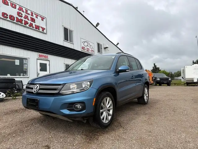 2017 Volkswagen Tiguan Wolfsburg Edition- WARRANTY INC, LEATHER,
