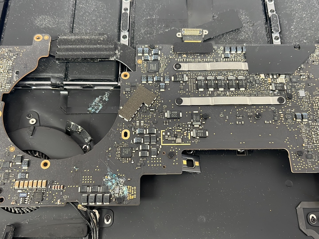 Apple Macbook Repair Richmond Hill