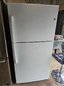 ge refrigerator 32 ' w sale 340