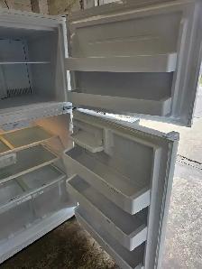 ge refrigerator 32 ' w sale 340 - Photo 3