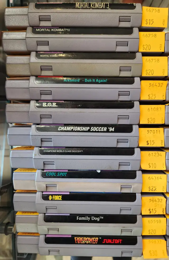 Nintendo NES Games: Mortal Kombat, Yoshi, Dr.Mario, Starfox...