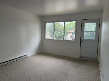 Spacious 1,000 sq. ft. 2-Bedroom in Eagle Place — $1,595 - Photo 2