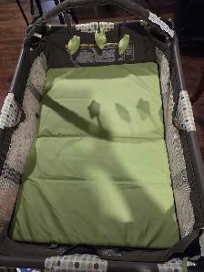 parc pour bébé - Photo 2