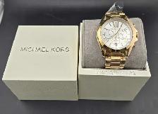 MICHAELS KORS WATCH W/BOX - Photo 2