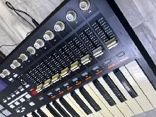 Akai Professional MKP49 USB midi controller Condition - Photo 5