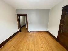 149 Langside - 2 BR available Sept 1st - Photo 3