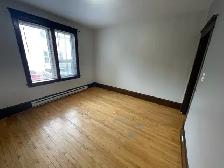 149 Langside - 2 BR available Sept 1st - Photo 6