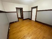 149 Langside - 2 BR available Sept 1st - Photo 9
