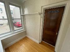 149 Langside - 2 BR available Sept 1st - Photo 17