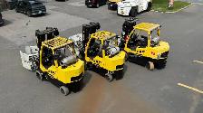 Chariot elevateur Hyster avec Les Attachment Cascade Roll Clamp - Photo 9