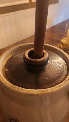 ANTIQUE BUTTER CHURN EXCELLLENT CONDITION - Photo 3