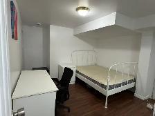New Renovate detached house rooms rent for students near UTM! - Photo 3