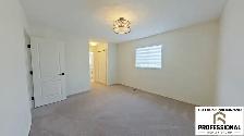 3 Bed / 3.5 Bath with Double Garage & Finished Bsmt - Photo 3