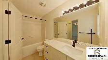 3 Bed / 3.5 Bath with Double Garage & Finished Bsmt - Photo 4