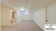 3 Bed / 3.5 Bath with Double Garage & Finished Bsmt - Photo 5