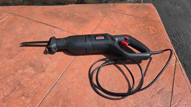 Reciprocating Saw