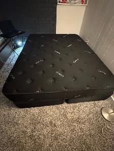 Queen size mattress with two spring box set (3 months used only) - Photo 4